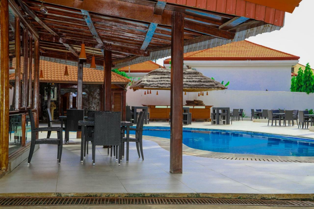 Riviera Taouyah Hotel Конакри Экстерьер фото