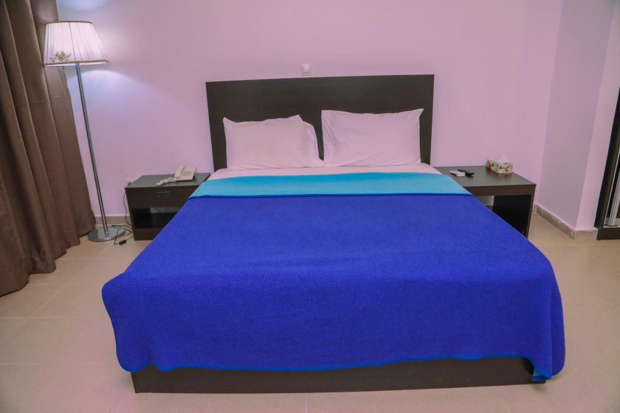 Riviera Taouyah Hotel Конакри Экстерьер фото