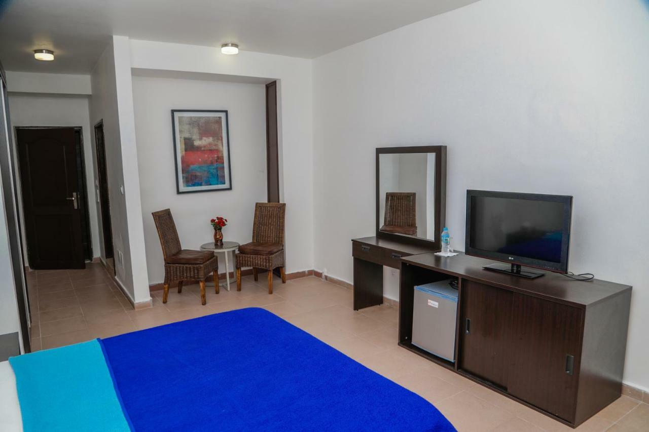 Riviera Taouyah Hotel Конакри Экстерьер фото